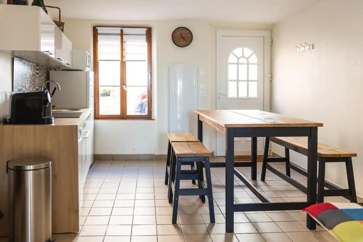 Maison 'Millesime' Spacieuse Et Confortable Увилер Екстериор снимка